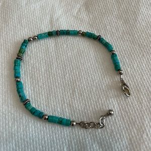Turquoise bead bracelet